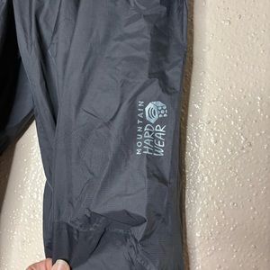Mountain HardWear Men’s Pants size medium
